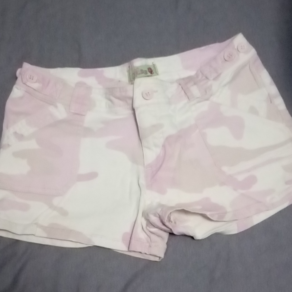 Girls 14 pink camo shorts